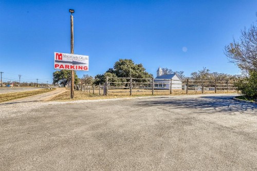The Pecan @ Mendelbaum Winery Guest Cabins - image 7