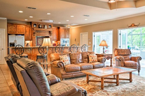 Cozy Scenic Home -2 Mi to Downtown Fredericksburg - image 7