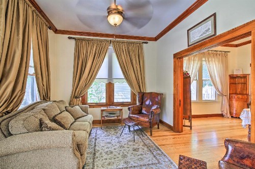 Fredericksburg Escape with Patio Near Downtown! - image 6