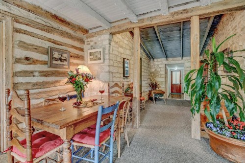 Historic Log Cabin Retreat Near Town on 5 Acres! - image 10