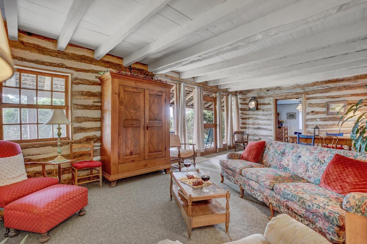 Historic Log Cabin Retreat Near Town on 5 Acres! - image 6
