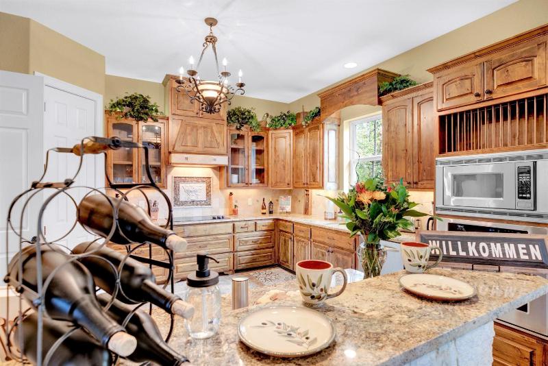 Luxury On Main St! Stunning Home in Heart of Fred! - image 2