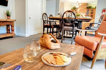 Luxury On Main St! Stunning Home in Heart of Fred! - image 7