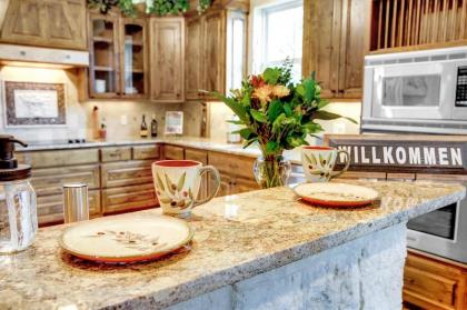 Luxury On Main St! Stunning Home in Heart of Fred! - image 9