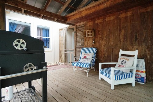 Honey Bee Haus - image 9