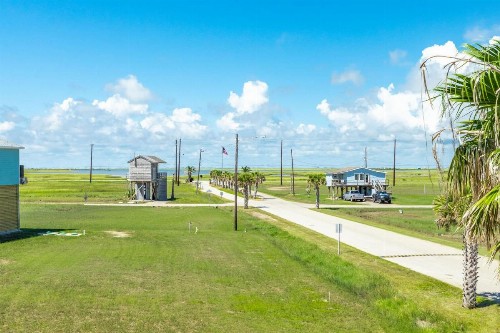 Casita at the Pass - Cute Beach Getaway Filtered Views of Gulf and Bay! - image 35