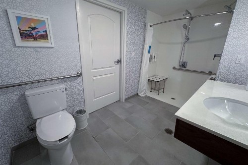 Hampton Inn Fremont - image 40