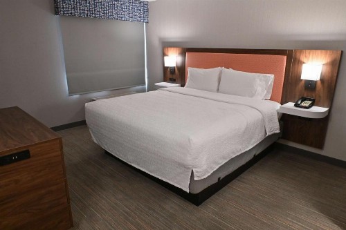 Hampton Inn Fremont - image 44