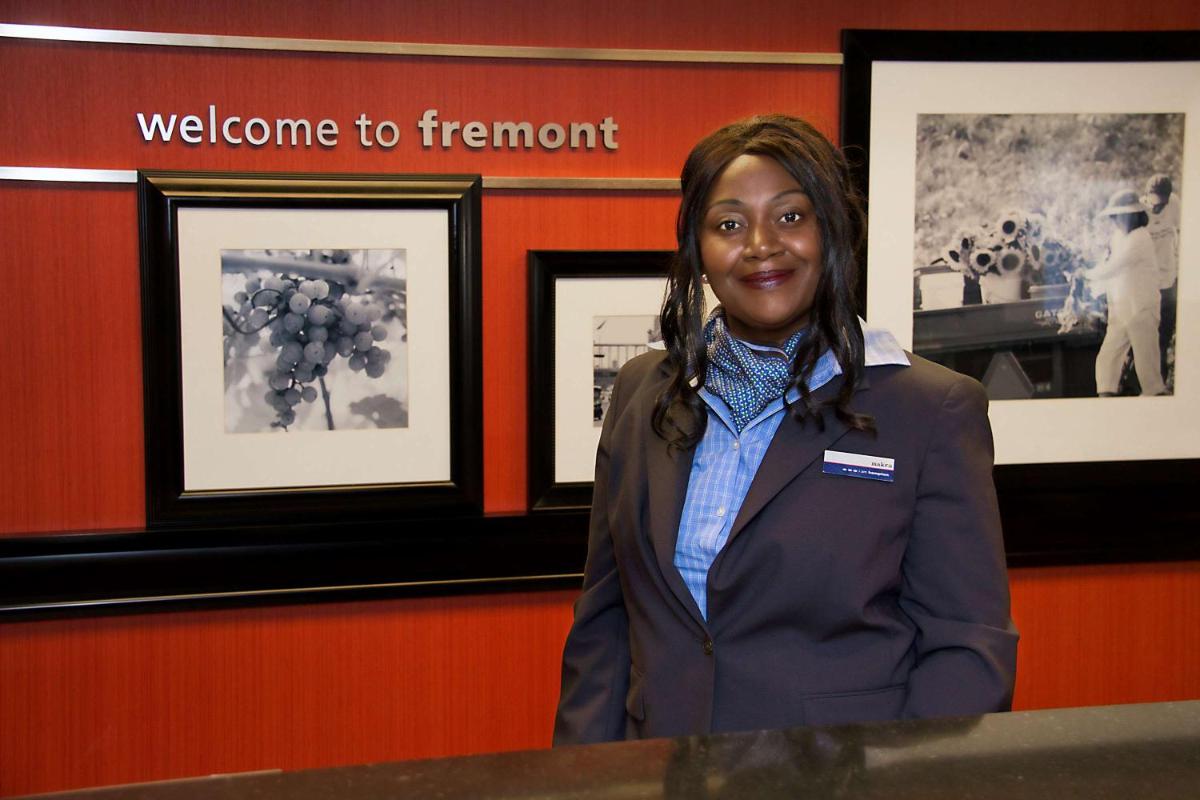 Hampton Inn Fremont - image 5