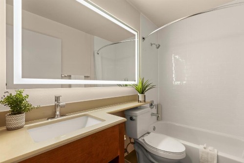Good Nite Inn Fremont - image 6