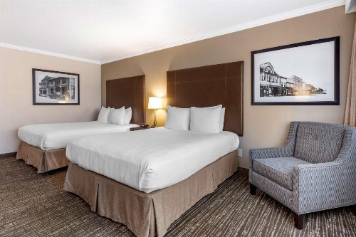 Best Western Plus Garden Court Inn - image 19