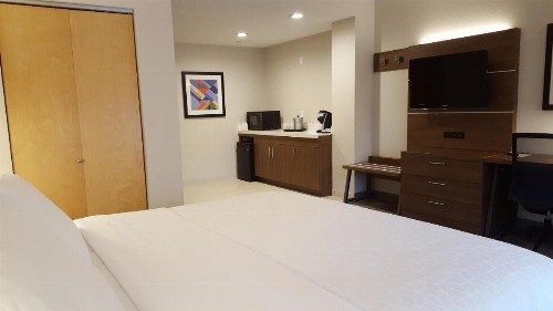 Holiday Inn Express Fremont - Milpitas Central an IHG Hotel - image 30