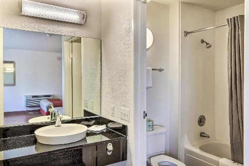 Motel 6-Fremont CA - North - image 23