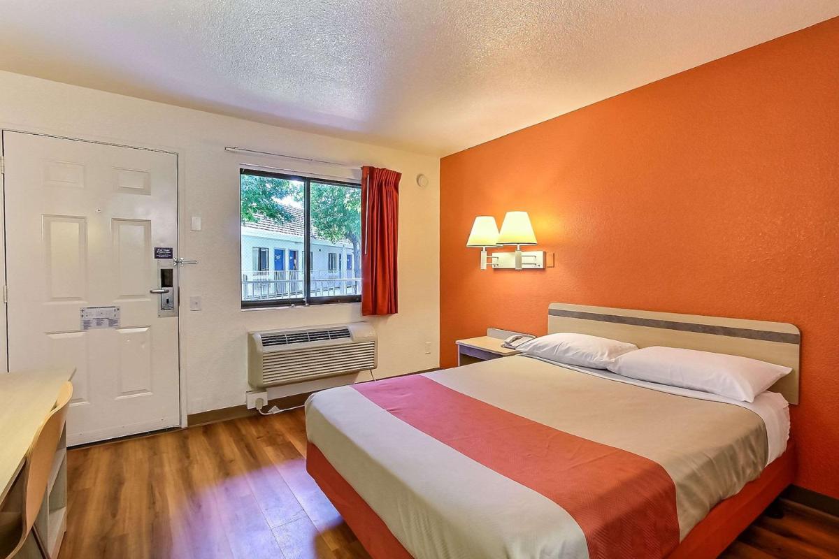 Motel 6-Fremont CA - North - image 5