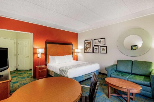 La Quinta by Wyndham Fremont / Silicon Valley - image 11