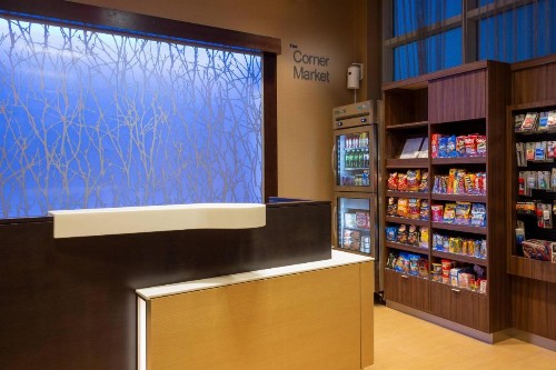 Fairfield Inn & Suites by Marriott New York Queens/Fresh Meadows - image 36
