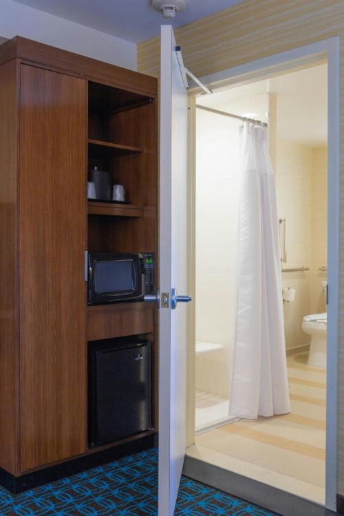 Fairfield Inn & Suites by Marriott New York Queens/Fresh Meadows - image 48