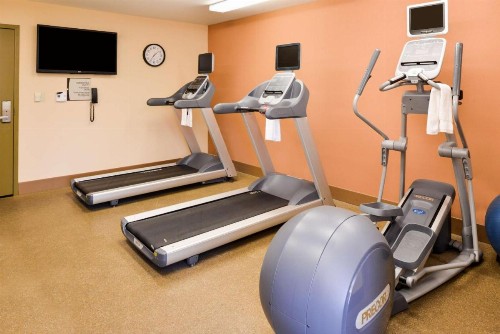 Homewood Suites by Hilton Fresno - image 20