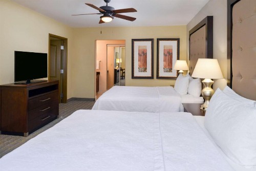 Homewood Suites by Hilton Fresno - image 33