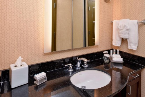 Homewood Suites by Hilton Fresno - image 34