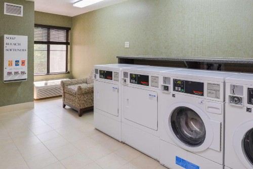 Homewood Suites by Hilton Fresno - image 47