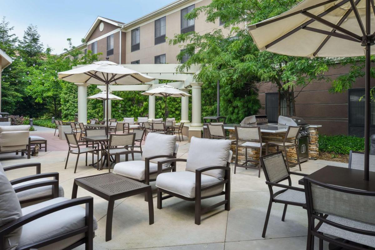 Homewood Suites by Hilton Fresno - image 5