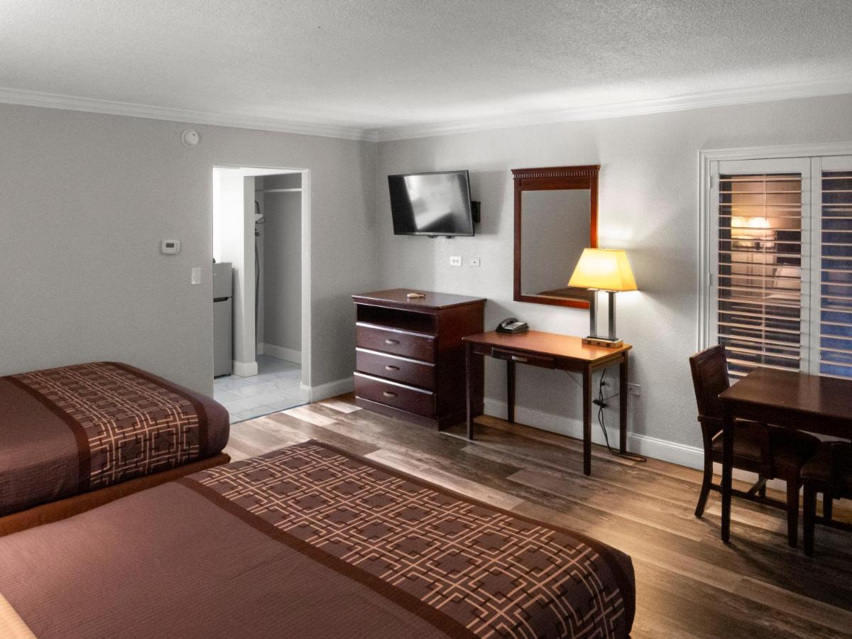 Dream Inn - main image