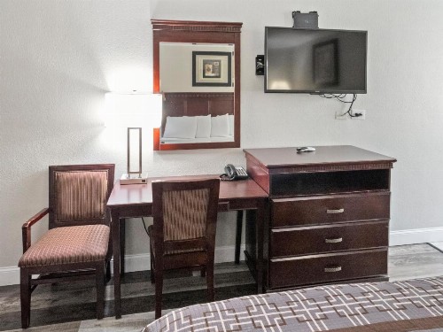 Dream Inn - image 31