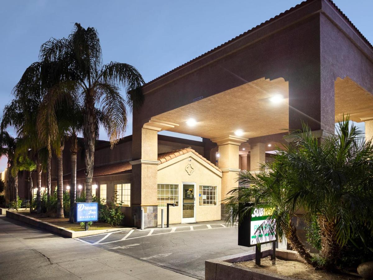 Dream Inn - image 4