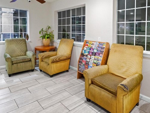 Dream Inn - image 41