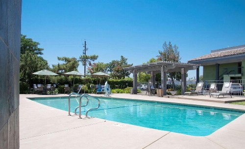 Best Western Village Inn - image 10