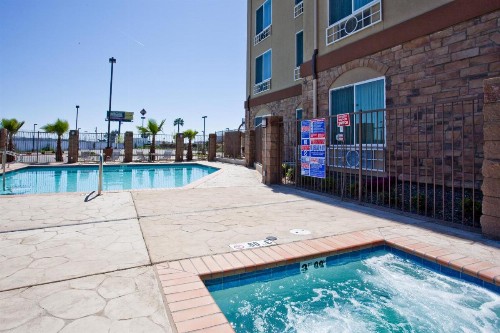 Holiday Inn Express Fresno South an IHG Hotel - image 14