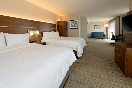 Holiday Inn Express Fresno South an IHG Hotel - image 7