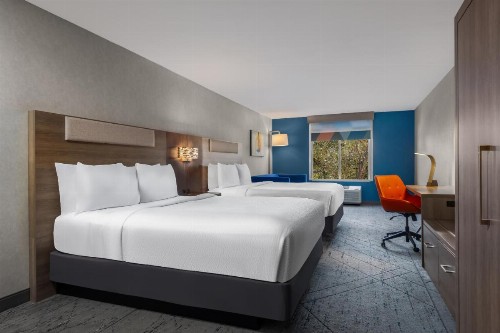 Holiday Inn Express Fresno River Park Highway 41 an IHG Hotel - image 13
