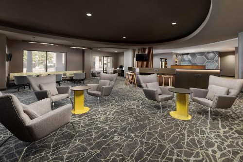 SpringHill Suites Fresno - image 10