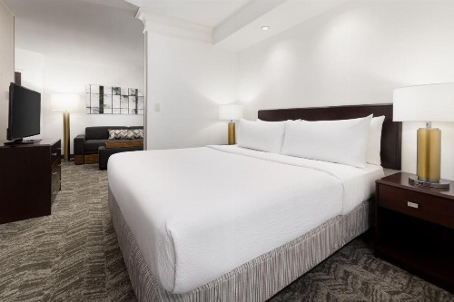 SpringHill Suites Fresno - image 11