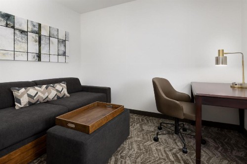 SpringHill Suites Fresno - image 13