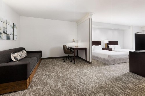 SpringHill Suites Fresno - image 15