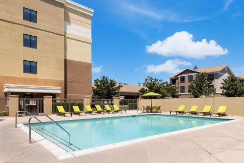 SpringHill Suites Fresno - image 32