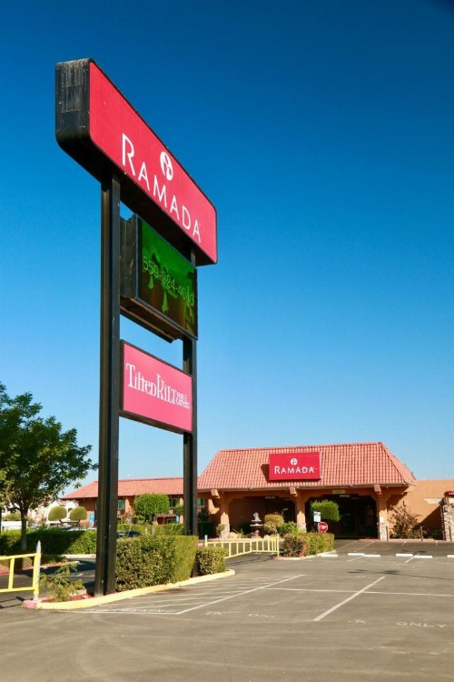 Ramada by Wyndham Fresno North - image 16
