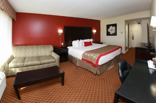 Ramada by Wyndham Fresno North - image 29