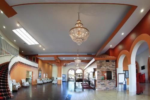 Ramada by Wyndham Fresno North - image 33