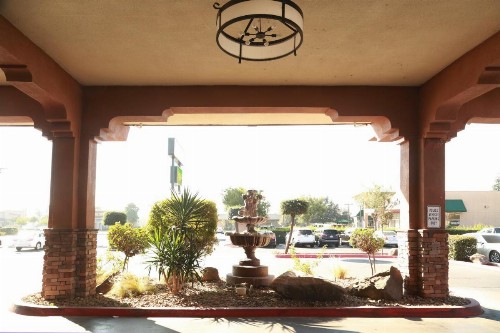 Ramada by Wyndham Fresno North - image 47