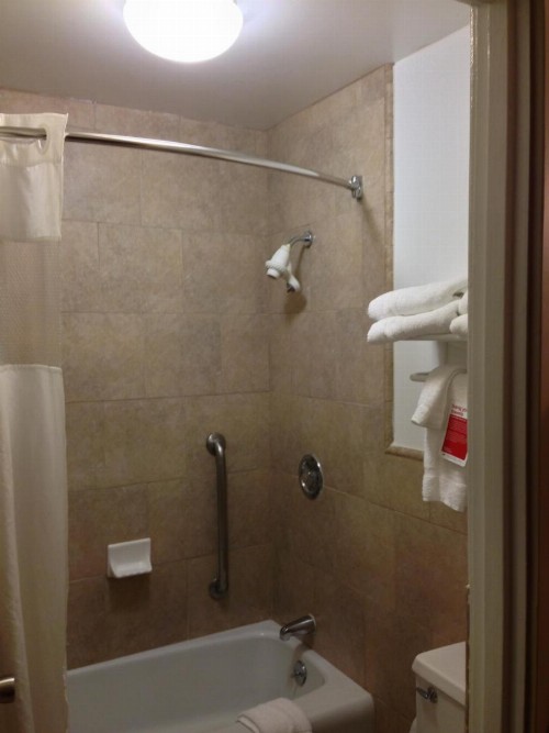 Ramada by Wyndham Fresno North - image 49