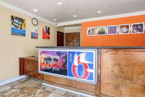 Motel 6-Fresno CA - Belmont Ave - image 23