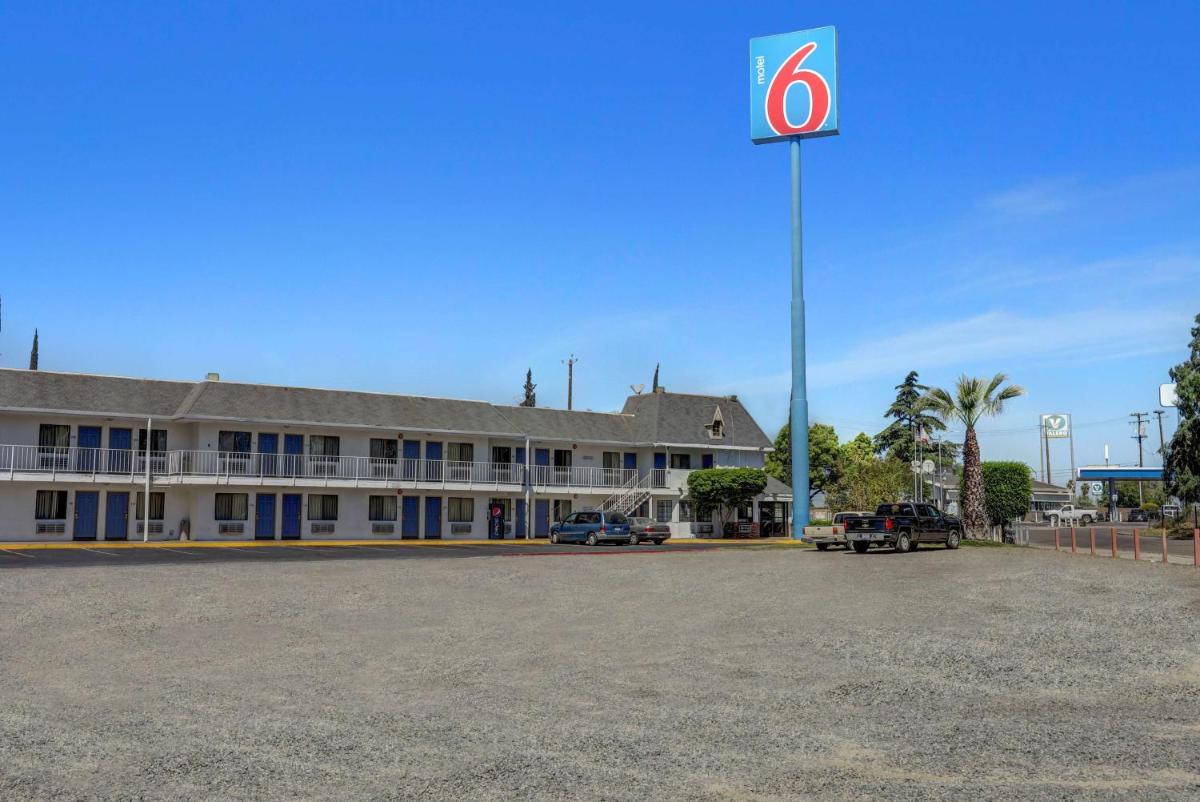 Motel 6-Fresno CA - Belmont Ave - image 4