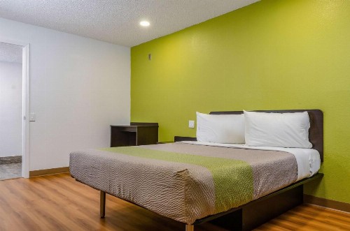 Motel 6-Fresno CA - Yosemite Hwy - image 22