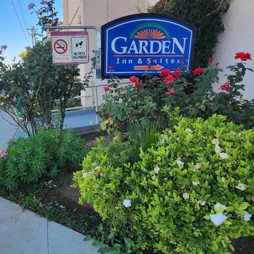 Garden Inn and Suites Fresno - image 13