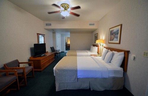 Garden Inn and Suites Fresno - image 17