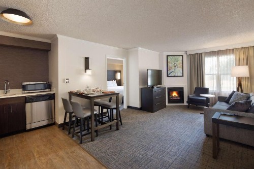 Sonesta ES Suites Fresno - image 15